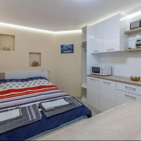 Sea Star Apartment *